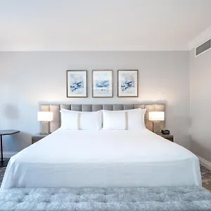 The Sutton Place וונקובר